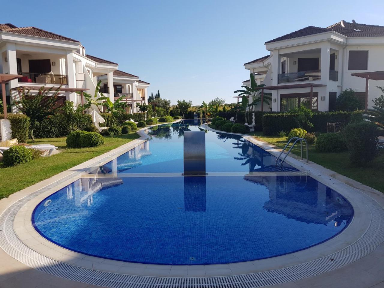 Cristal Villalar Kemer Buitenkant foto