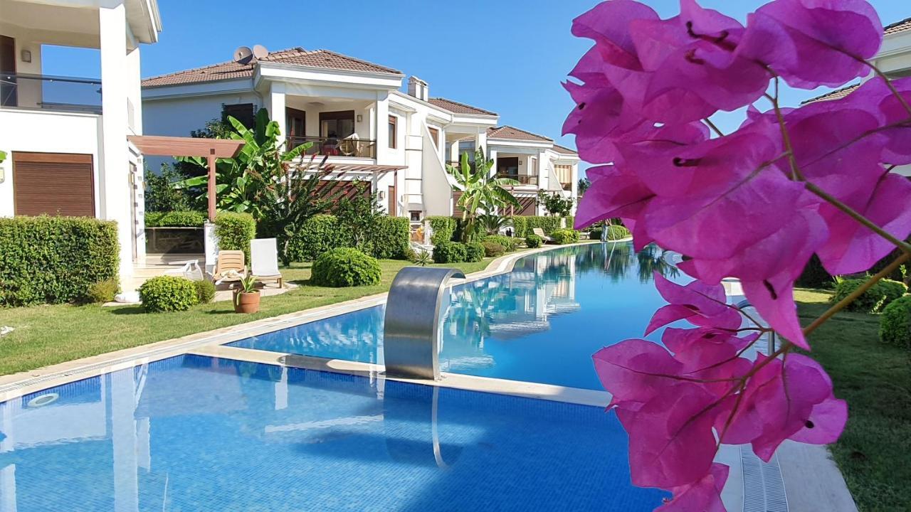 Cristal Villalar Kemer Buitenkant foto